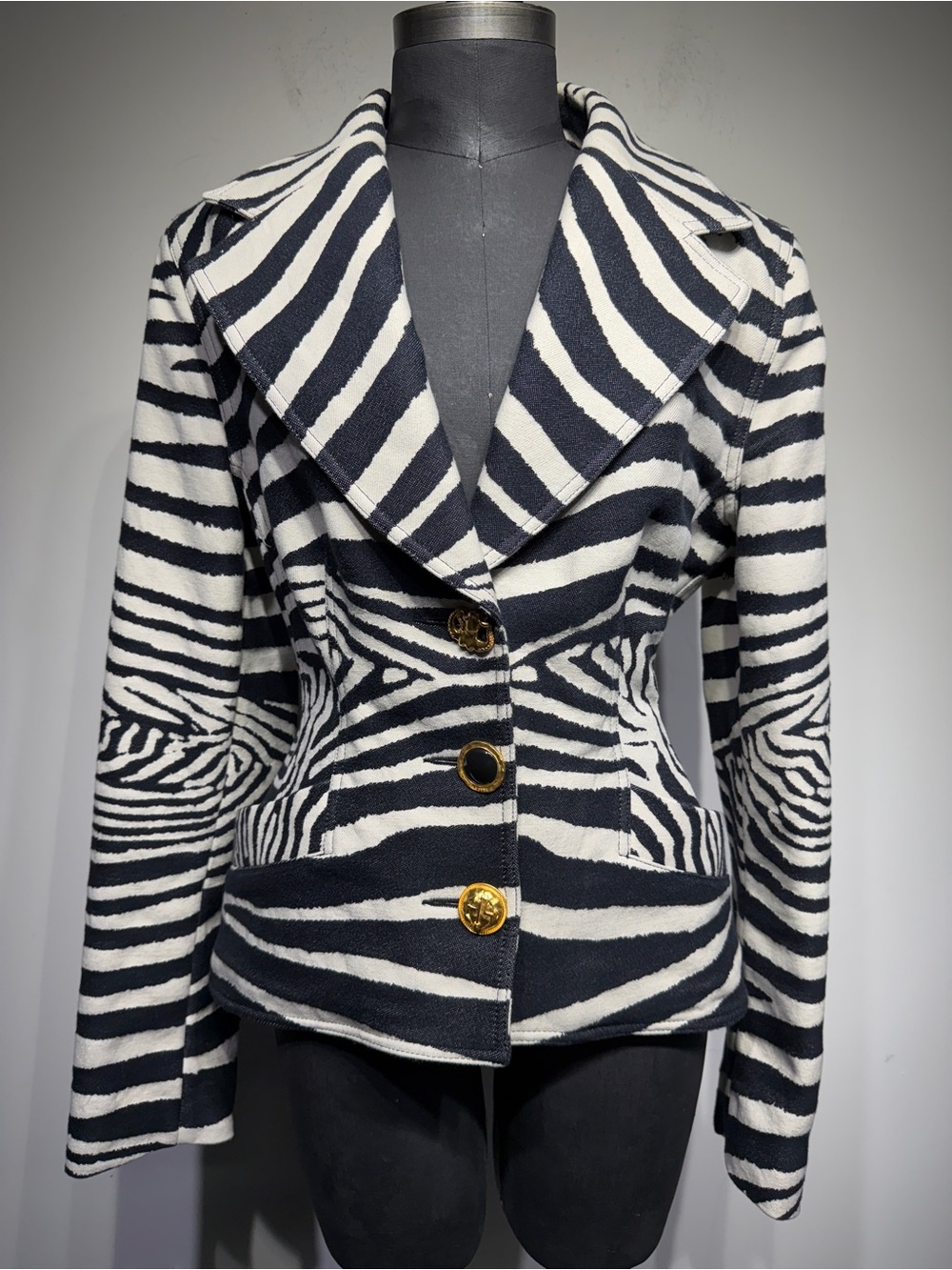 Schiaparelli SS 2025 Blazer